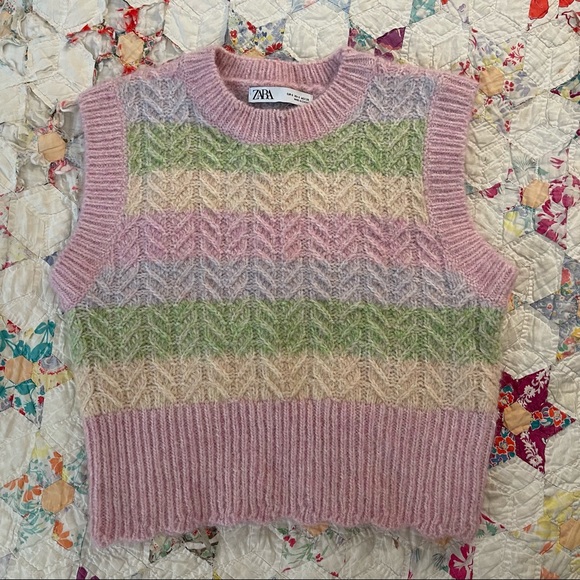 Zara Jackets & Blazers - zara pastel rainbow striped vest